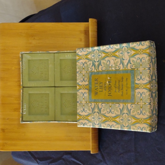 Sealed in Box Set of 4 Exfoliating Shea Butter Soaps - Picture 1 of 11